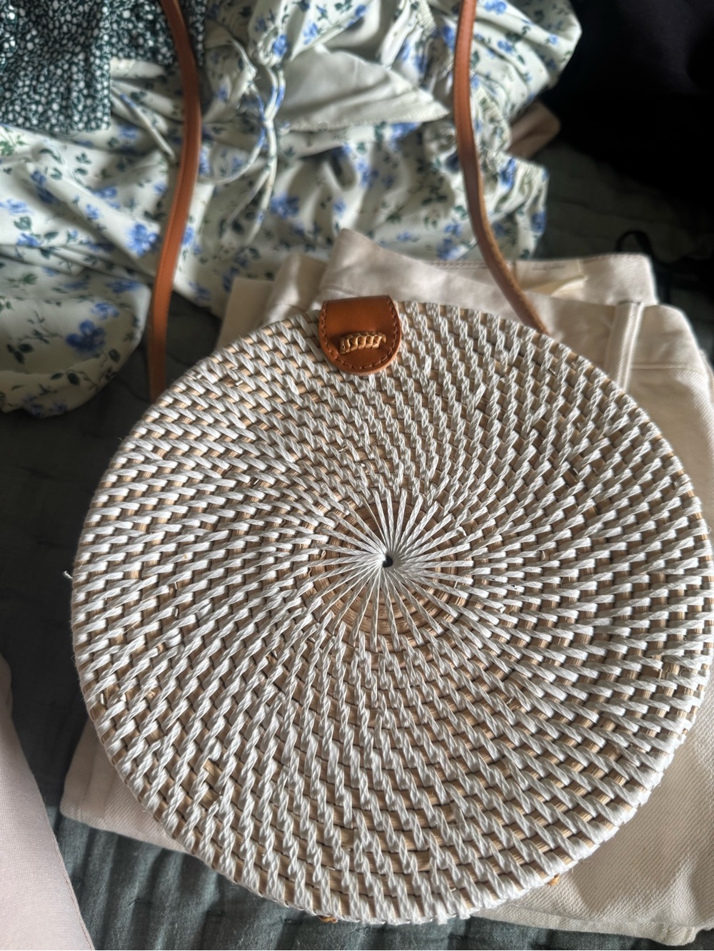 Woven Round Straw Crossbody Bag - Cream with Tan Trim